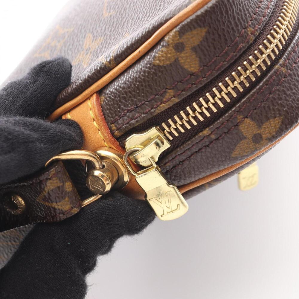 LOUIS VUITTON Brown Monogram Leather Clutch Bag - Picture 9 of 9